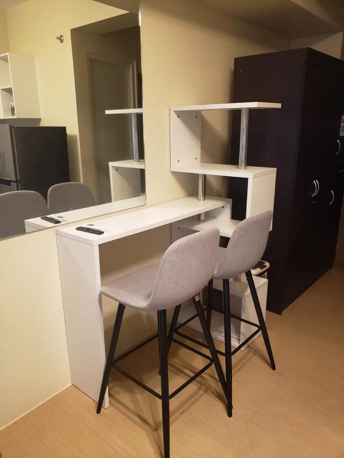 Avida Tower Free Airport Pick Up For 3 Nights Stay Or More Davao City Kültér fotó