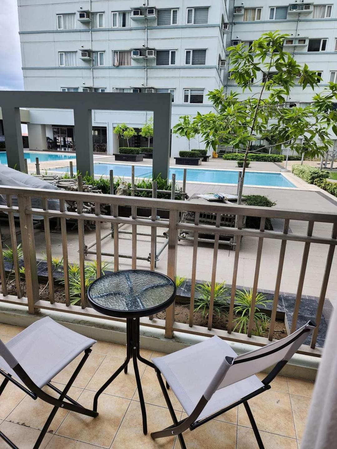 Avida Tower Free Airport Pick Up For 3 Nights Stay Or More Davao City Szoba fotó